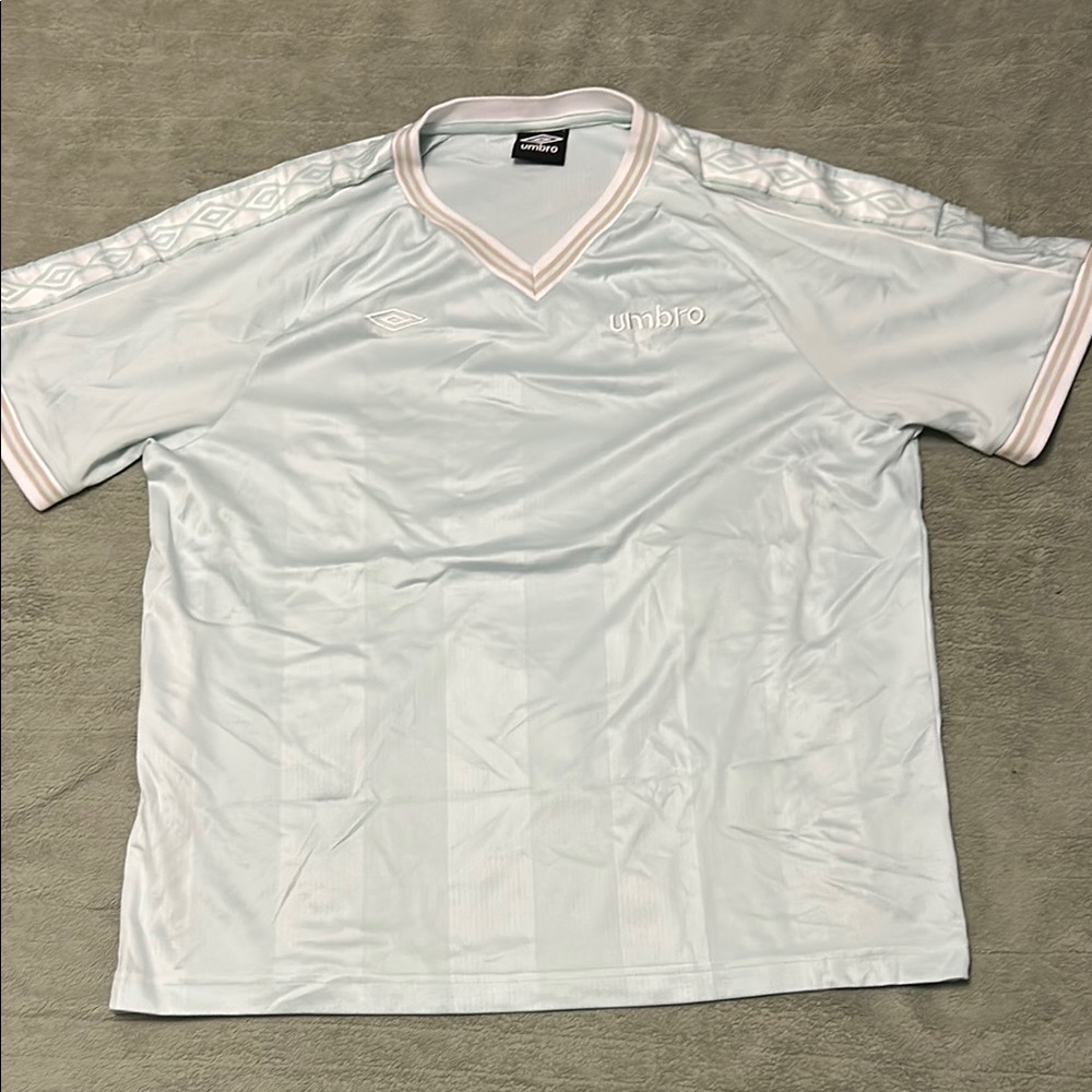 Umbro Men's Light Blue Shirt